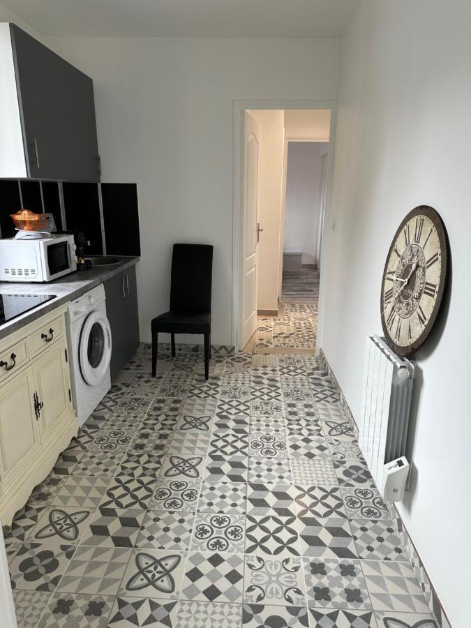 Des Beaux Appartements Deluxe Dieppe Exterior photo