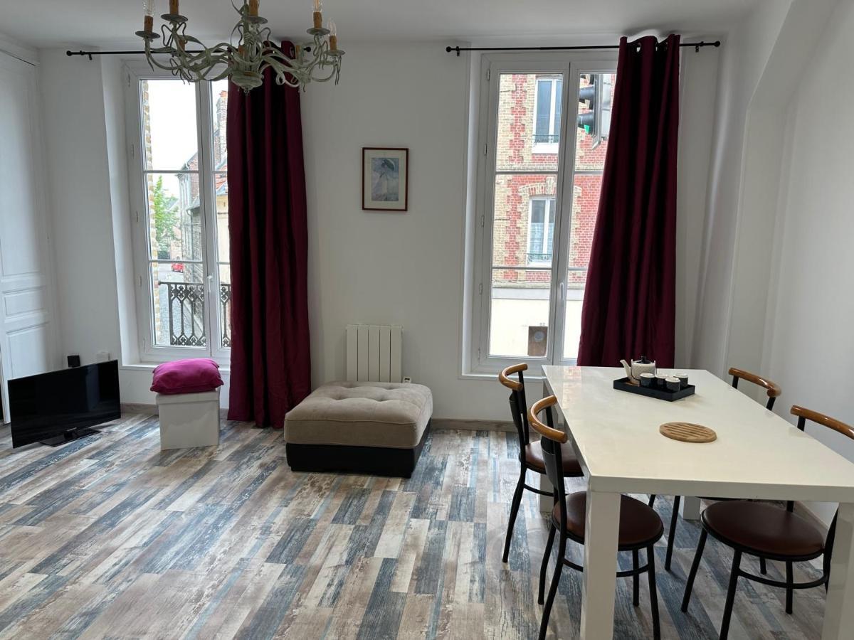 Des Beaux Appartements Deluxe Dieppe Exterior photo