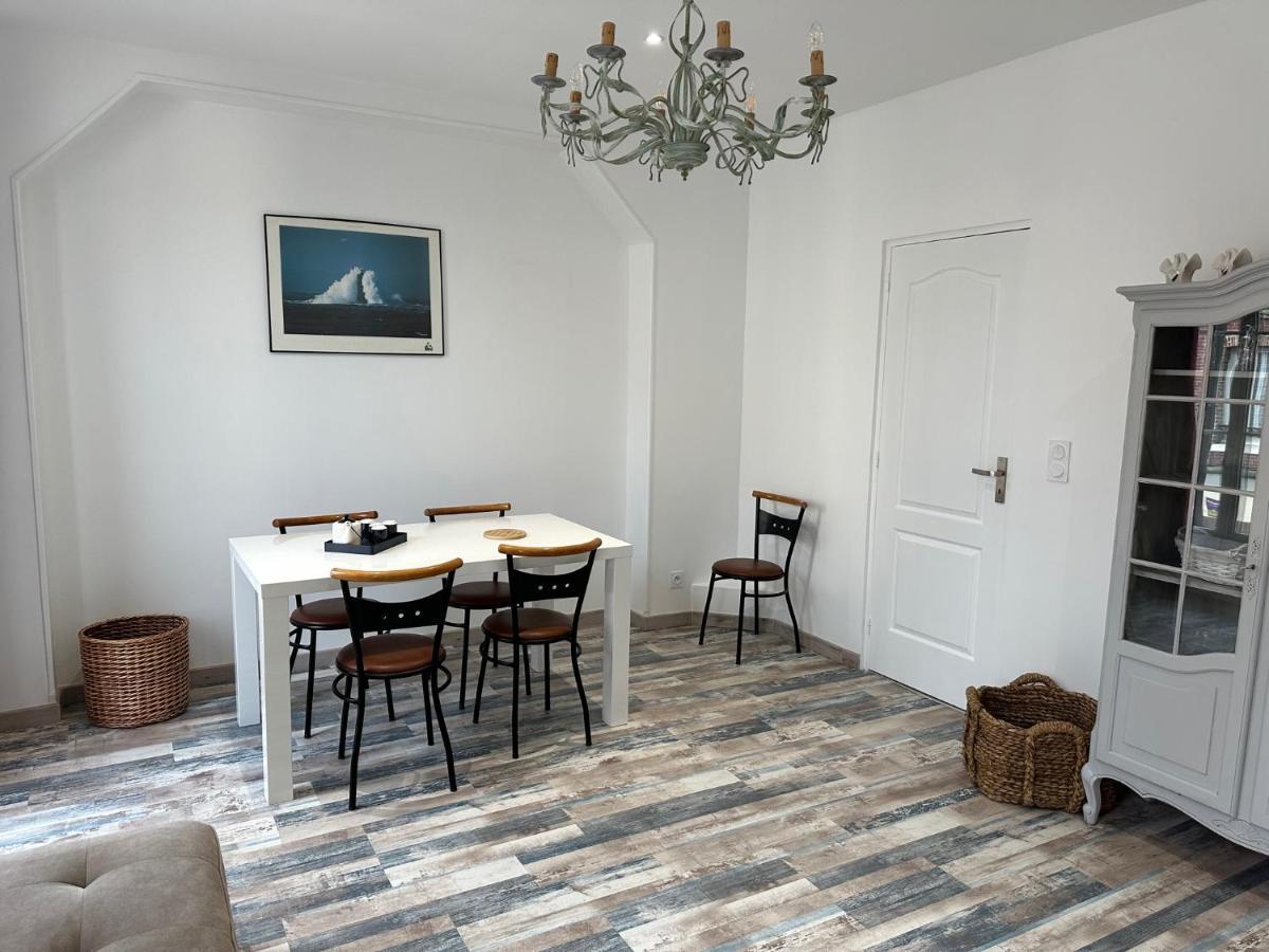 Des Beaux Appartements Deluxe Dieppe Exterior photo